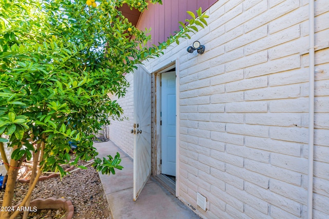 view of entrance to property