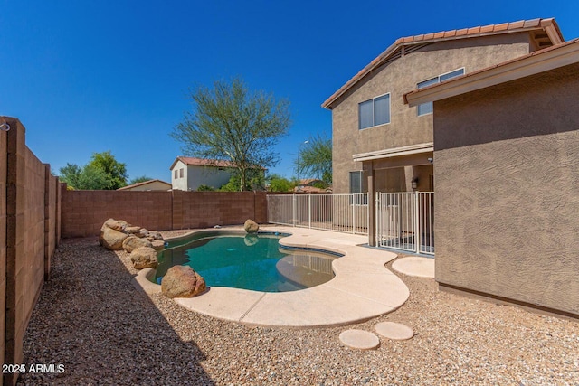 8795 W Windsor Dr, Peoria, AZ 85381 - view of pool with a fenced backyard and a patio area