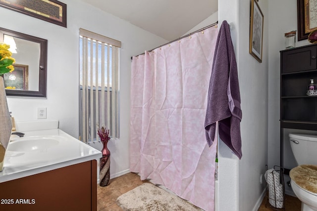 10465 W Windsor Blvd, Glendale, AZ 85307 - full bath featuring toilet, vanity, curtained shower, and tile patterned flooring
