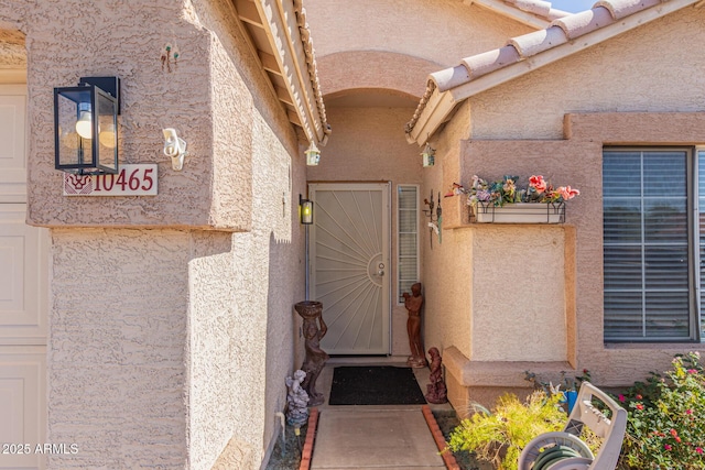 10465 W Windsor Blvd, Glendale, AZ 85307 - entrance to property featuring stucco siding