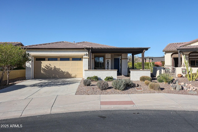 view of front facade featuring a garage