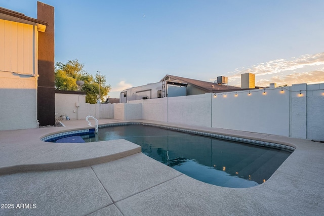 6216 W Poinsettia Dr, Glendale, AZ 85304 - view of pool featuring a fenced backyard