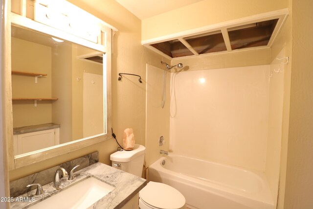 36655 N 25th St, Cave Creek, AZ 85331 - bathroom with toilet, vanity, and bathing tub / shower combination