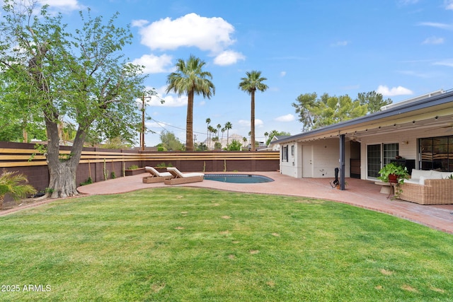 710 E Hayward Ave, Phoenix, AZ 85020 - view of yard with outdoor lounge area and a patio