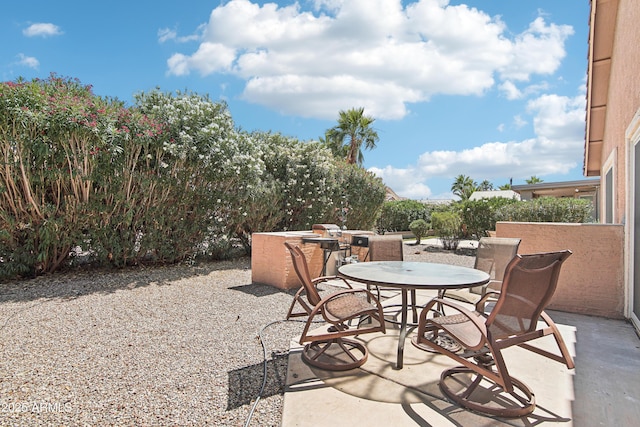 2401 E Antigua Dr, Casa Grande, AZ 85194 - view of patio with outdoor dining space