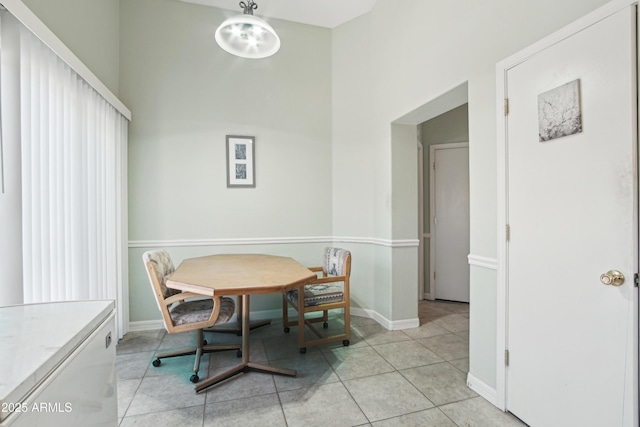 2401 E Antigua Dr, Casa Grande, AZ 85194 - dining area featuring light tile patterned floors and baseboards