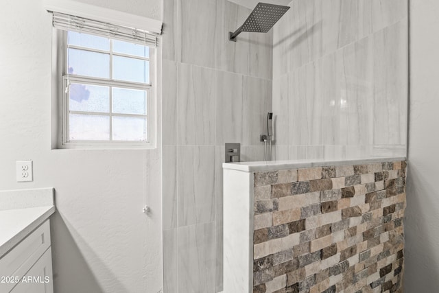 11215 W Heatherbrae Dr, Phoenix, AZ 85037 - full bath featuring vanity and tiled shower