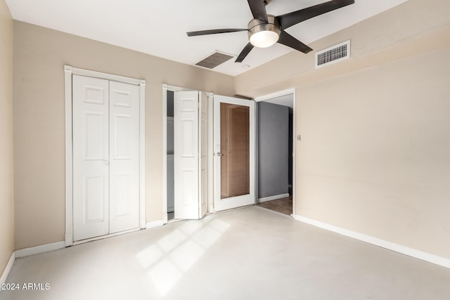 unfurnished bedroom with ceiling fan