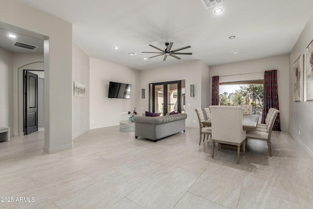 dining room with ceiling fan, baseboards, visible vents, and recessed lighting