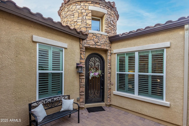 4519 N 29th Way, Phoenix, AZ 85016 - property entrance with stucco siding