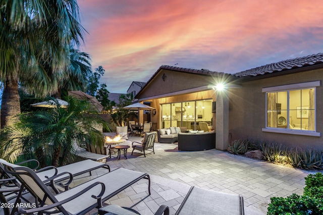 4519 N 29th Way, Phoenix, AZ 85016 - view of patio with an outdoor living space with a fire pit and outdoor dining area