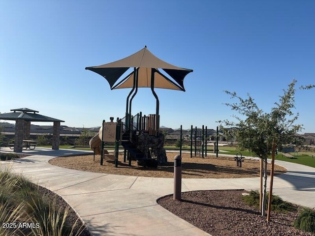4041 S 176th Dr, Goodyear, AZ 85338 - community jungle gym with a gazebo