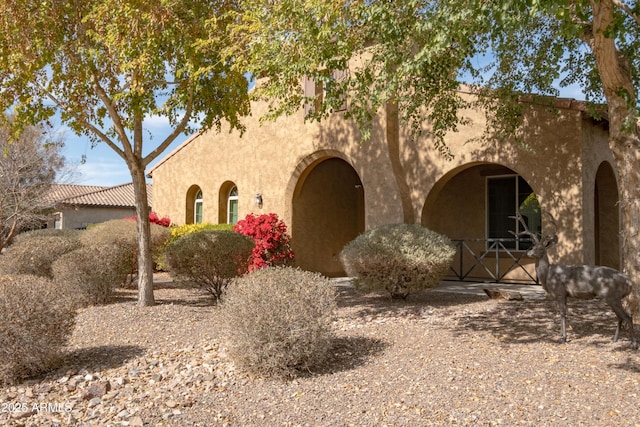 view of front of property with stucco siding