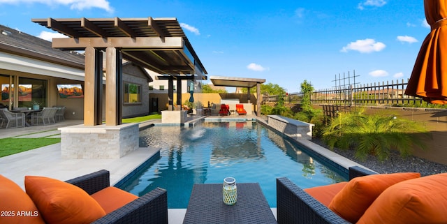8149 E Jaeger St, Mesa, AZ 85207 - view of pool featuring outdoor dining area, a fenced backyard, and a patio area