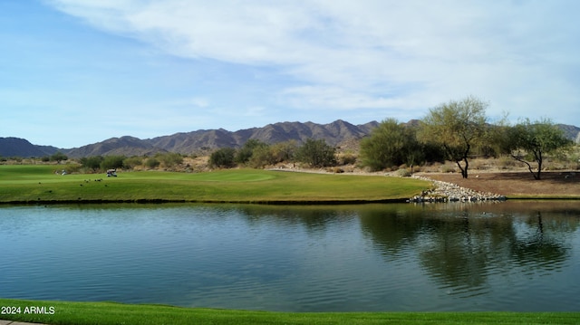 water view featuring a mountain view