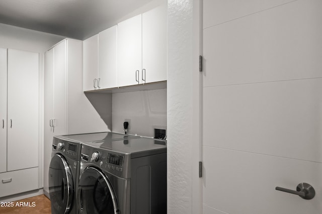 17 W Vernon Ave Unit 508, Phoenix, AZ 85003 - laundry room with cabinet space and independent washer and dryer