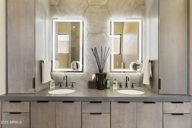 17245 E Desert Vista Trl, Rio Verde, AZ 85263 - full bathroom with double vanity and tasteful backsplash