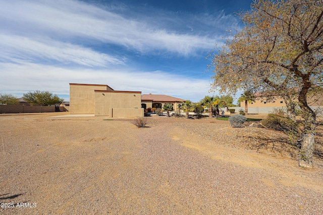 view of front of property