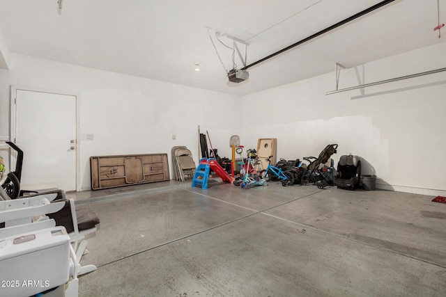9350 W Williams St, Tolleson, AZ 85353 - garage with a garage door opener