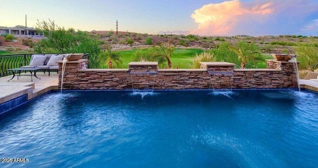 view of outdoor pool