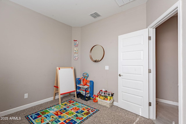 recreation room featuring carpet floors