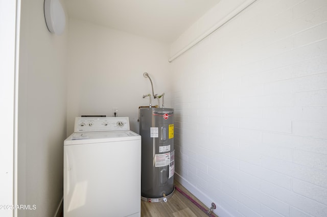 948 S Alma School Rd Unit 1, Mesa, AZ 85210 - washroom with washer / clothes dryer, water heater, and wood finished floors