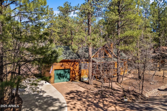 3123 S Indian Paint Ln, Pinetop, AZ 85935 - view of front facade with faux log siding