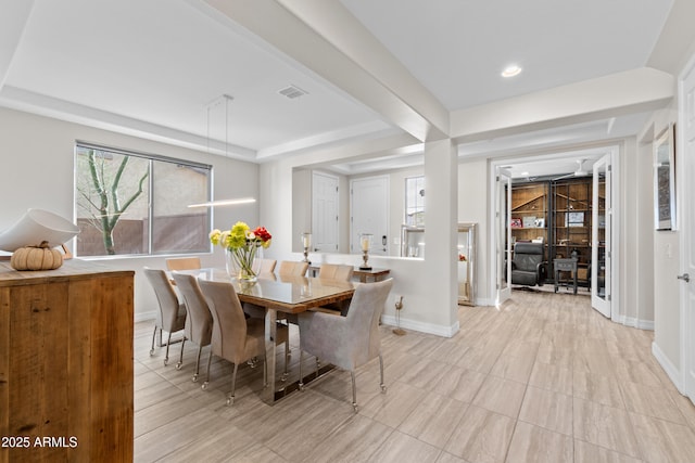 dining area featuring recessed lighting, visible vents, and baseboards