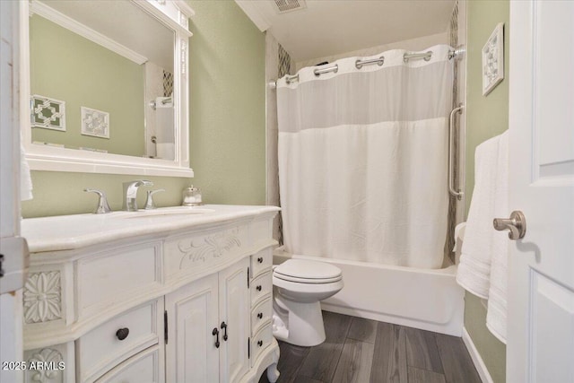 1670 E Whitten St, Chandler, AZ 85225 - full bath with toilet, shower / bath combo, vanity, and wood finished floors