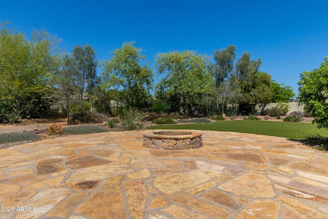 6102 E Aster Dr, Scottsdale, AZ 85254 - view of patio with an outdoor fire pit