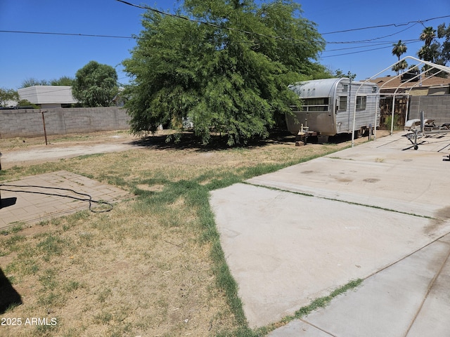 4110 E Wagoner Rd, Phoenix, AZ 85032 - view of yard featuring a patio area
