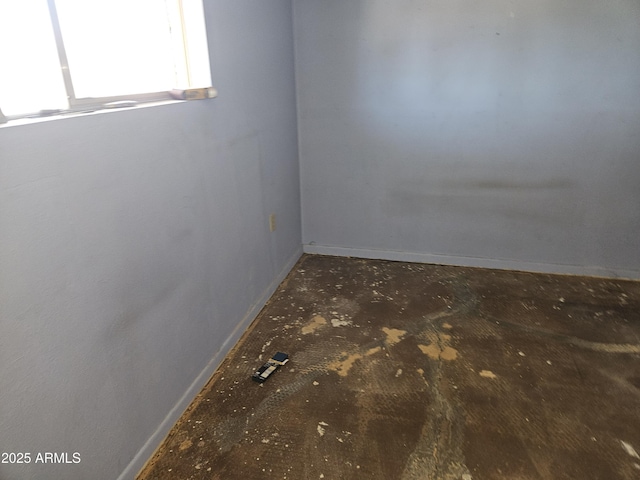 4110 E Wagoner Rd, Phoenix, AZ 85032 - unfurnished room featuring baseboards and concrete floors