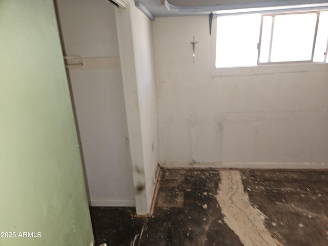 4110 E Wagoner Rd, Phoenix, AZ 85032 - view of below grade area