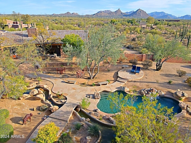 bird's eye view featuring a mountain view