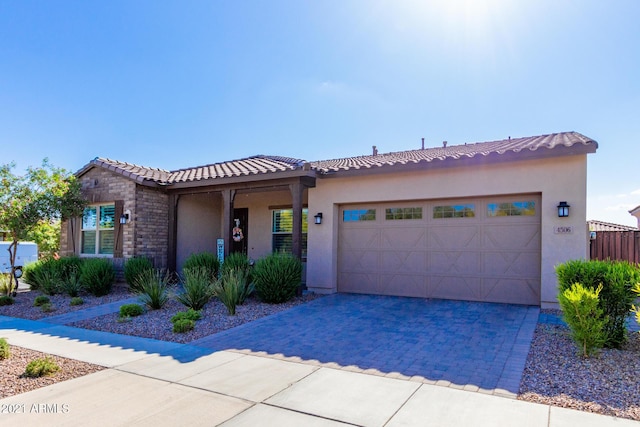 view of front facade with a garage