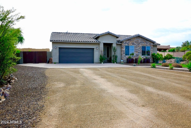 view of front facade featuring a garage