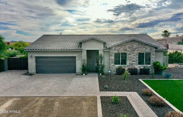 view of front facade featuring a garage