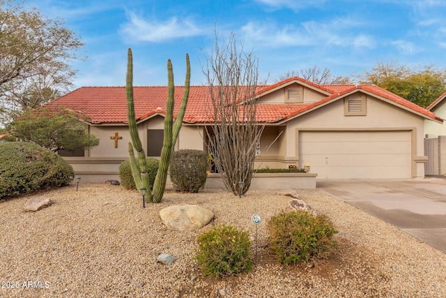 Listing photo 3 for 16420 N Scorpion Dr, Fountain Hills AZ 85268