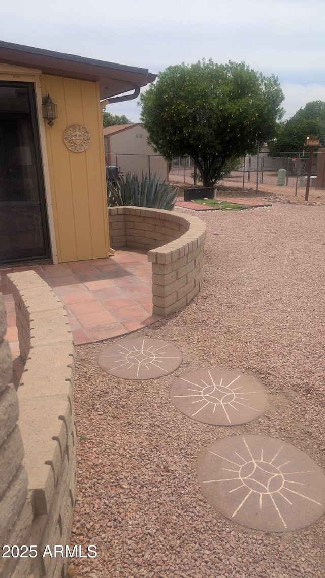 962 S Main Dr, Apache Junction, AZ 85120 - view of yard with fence