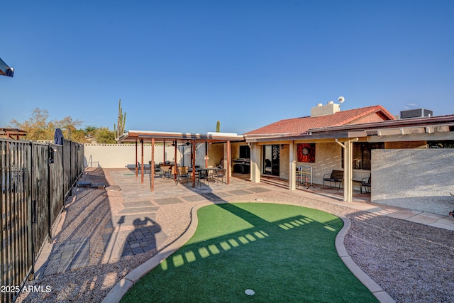 6520 E Peak View Rd, Cave Creek, AZ 85331 - fenced backyard with a patio area and outdoor dining space