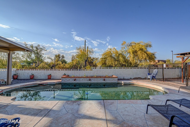 6520 E Peak View Rd, Cave Creek, AZ 85331 - view of pool featuring a fenced backyard, a hot tub, and a patio area