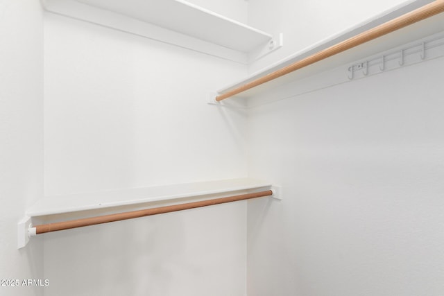 8450 S Stephanie Ln, Tempe, AZ 85284 - view of walk in closet