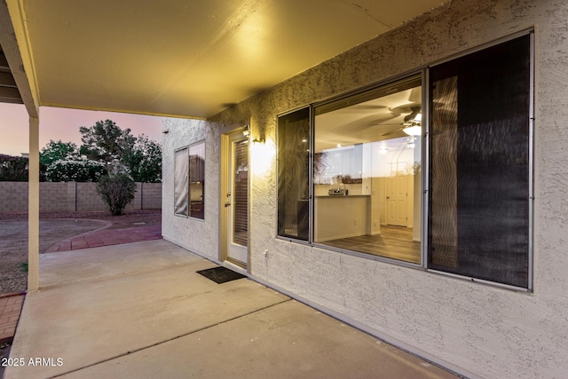 8450 S Stephanie Ln, Tempe, AZ 85284 - view of patio