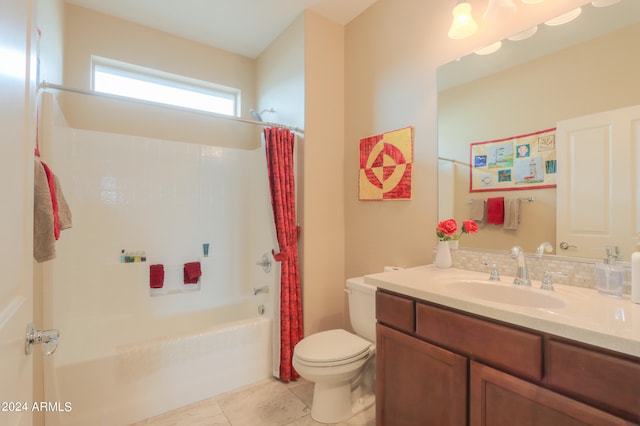 full bathroom featuring toilet, oversized vanity, shower / tub combo with curtain, and tile floors