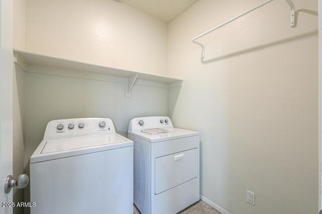 1127 E Tyler Ln, Casa Grande, AZ 85122 - laundry room with laundry area and washing machine and clothes dryer