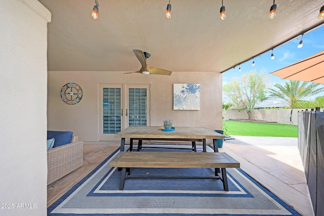 1444 E Myrna Ln, Tempe, AZ 85284 - view of patio featuring outdoor dining area and a ceiling fan