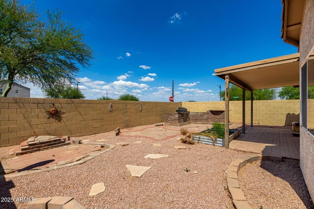 5320 E Silverbell Rd, San Tan Valley, AZ 85143 - fenced backyard with a patio area