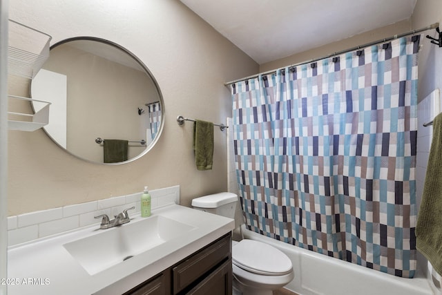 255 N Hunt Dr E, Mesa, AZ 85203 - full bath featuring vanity and shower / tub combo