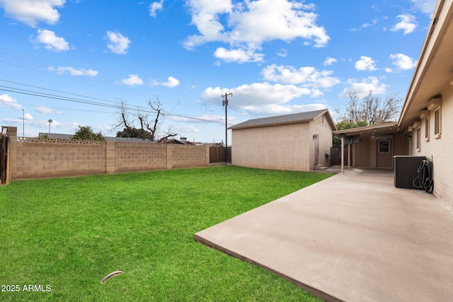 255 N Hunt Dr E, Mesa, AZ 85203 - fenced backyard featuring a patio