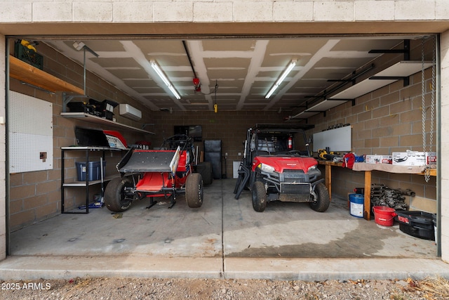 255 N Hunt Dr E, Mesa, AZ 85203 - view of garage